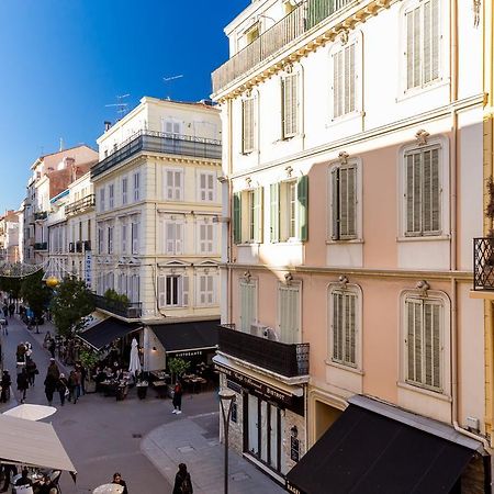 Centrally Located Modern 2 Bed Apartment In Cannes With Aircon And High Ceilings And Modern Design 696 ภายนอก รูปภาพ