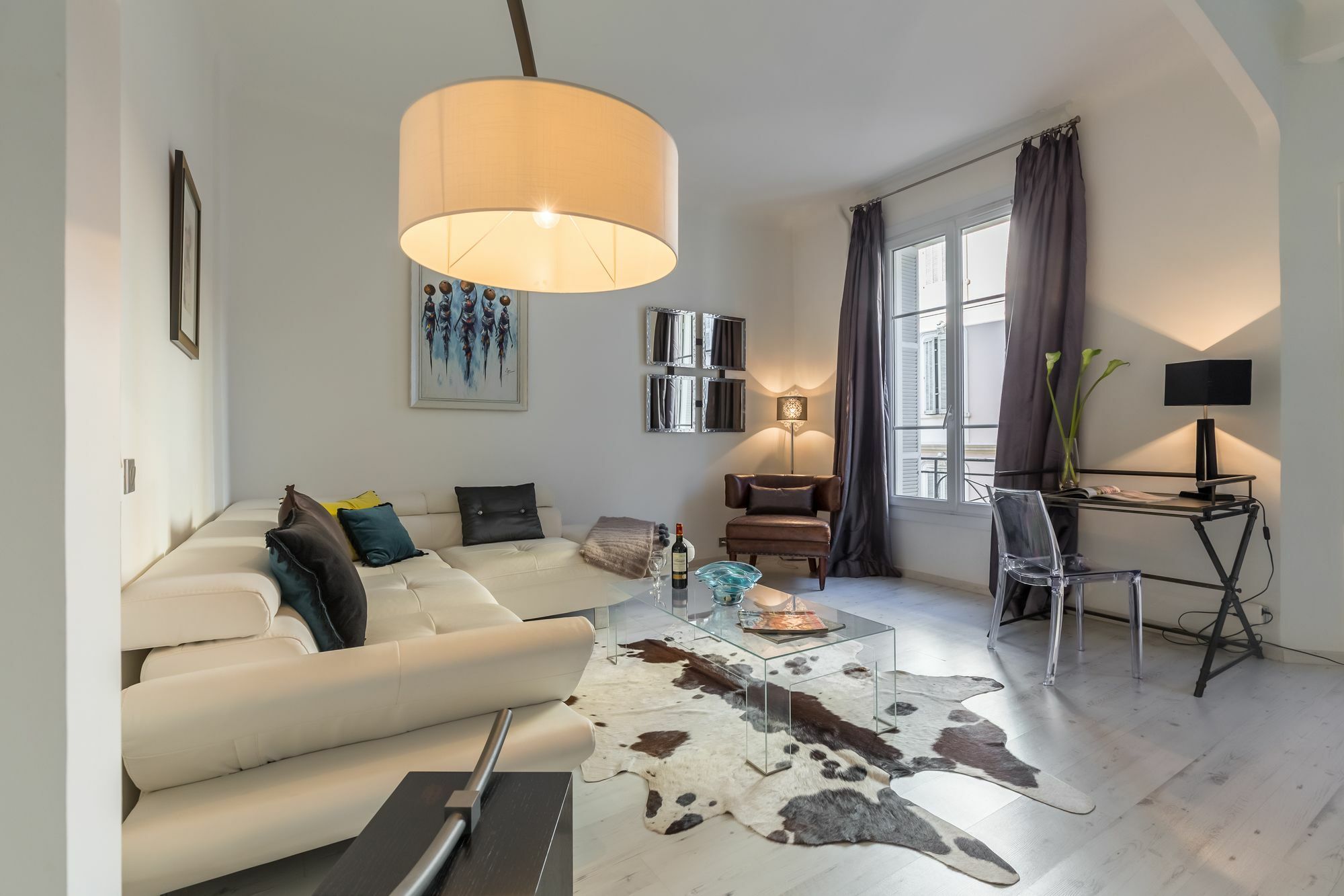 Centrally Located Modern 2 Bed Apartment In Cannes With Aircon And High Ceilings And Modern Design 696 ภายนอก รูปภาพ