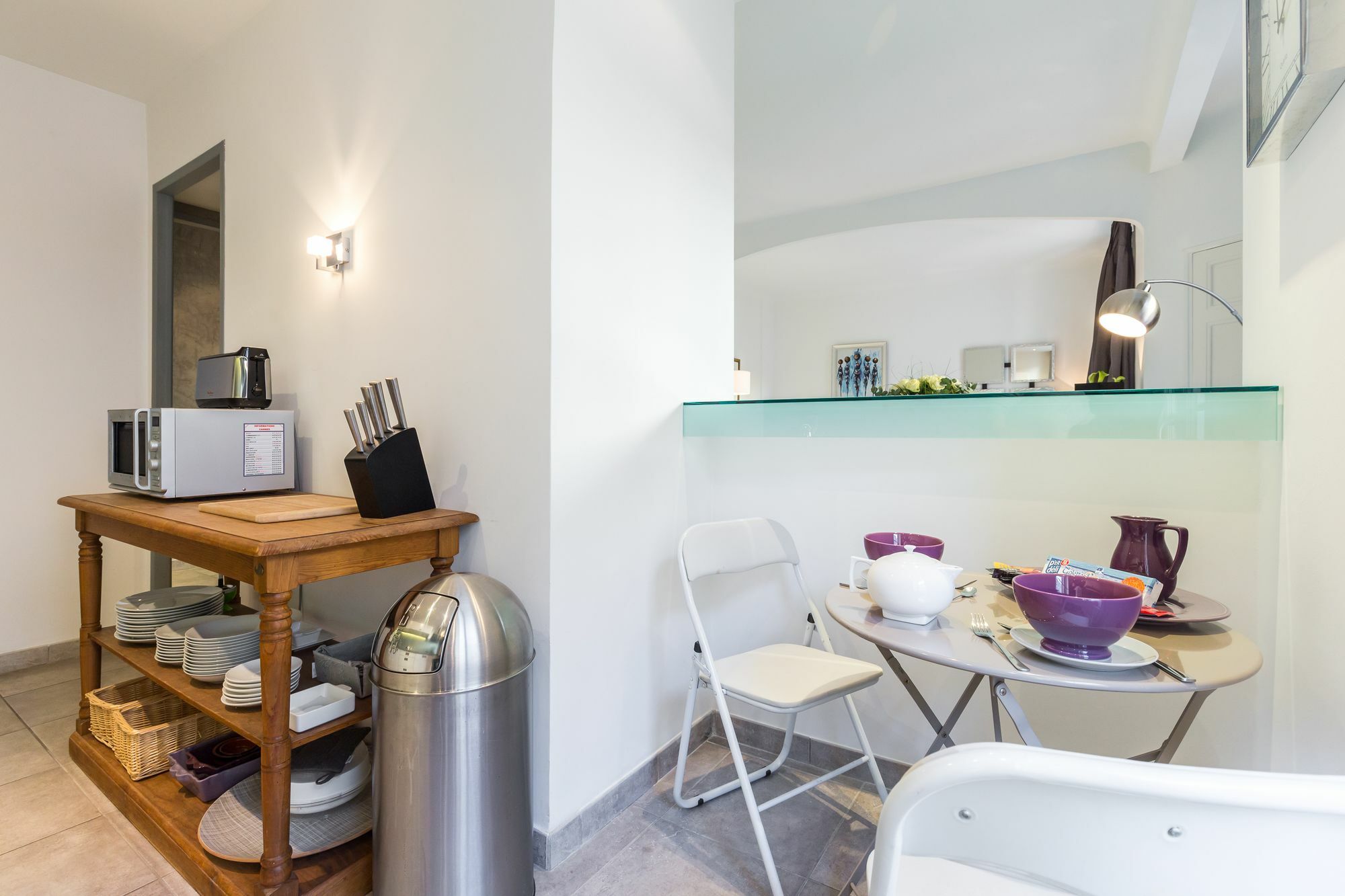 Centrally Located Modern 2 Bed Apartment In Cannes With Aircon And High Ceilings And Modern Design 696 ภายนอก รูปภาพ